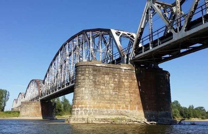 Skierniewice – Łuków: Modernizacja bez wstrzymywania ruchu towarowego