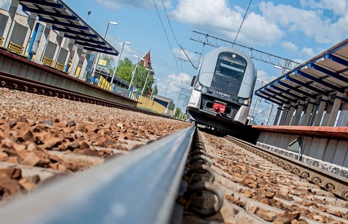 KPO. Zamiast 500 km będzie minimum 800 km zmodernizowanych linii kolejowych  
