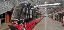 Łódź. Pożar w zajezdni MPK, zapalił się jeden z tramwajów