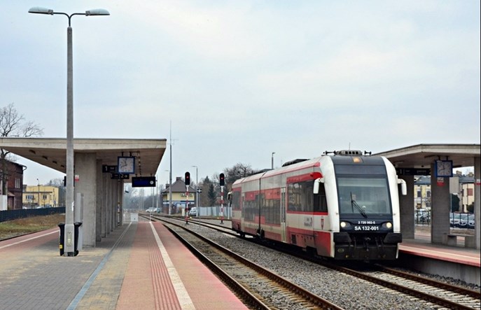 Pociągi Poznań – Bydgoszcz najpierw tylko do Nakła? Docelowo głównie przez Szubin