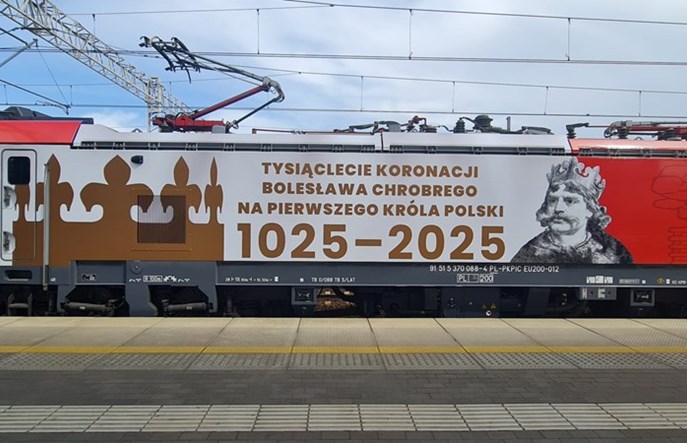 Bezpłatny powrót z obchodów „Tysiąclecie korony polskiej” pociągami PKP Intercity