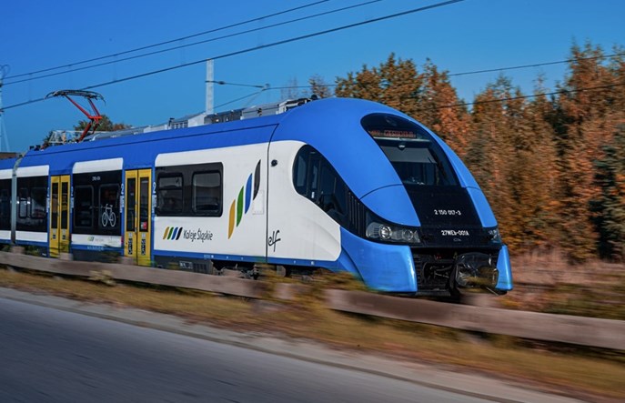 Więcej pociągów i specjalna oferta w aplikacji Kolei Śląskich na majówkę