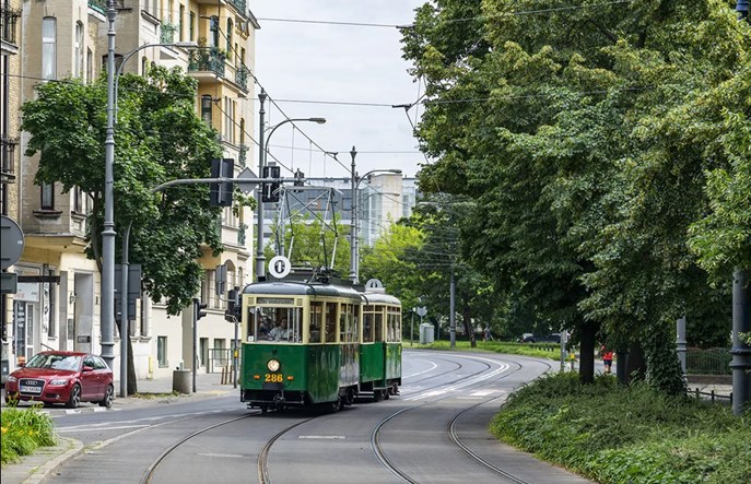 Historyczne tramwaje i autobusy wracają na poznańskie ulice!