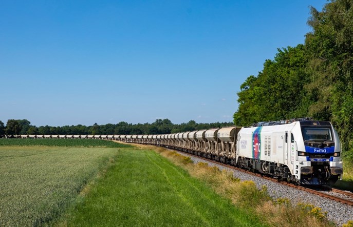 European Loc Pool: Kolejny EuroDual wynajęty