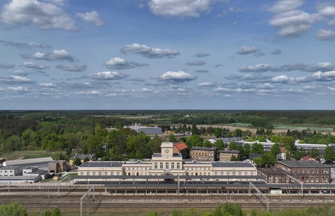 Niemal stuletni dworzec kolejowy w Zbąszyniu przeszedł modernizację