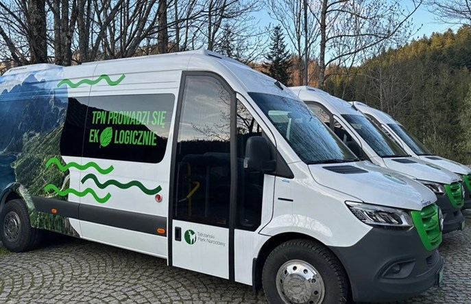 Elektryki na trasie do Morskiego Oka - cena budzi wątpliwości