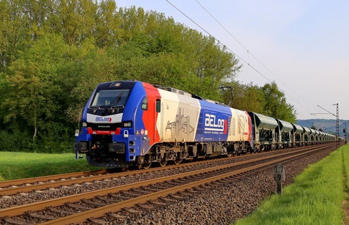 European Loc Pool: Jeszcze jeden klient na lokomotywy Stadlera