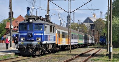 Świnoujście: Pendolino tylko w sezonie. Wraca też Błękitna Fala