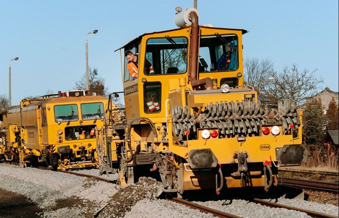 Ze stolicy nad morze po torach równych jak stół