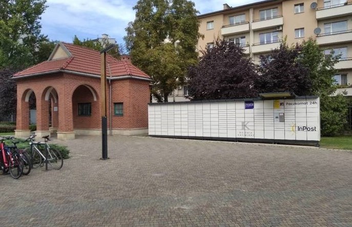 Miasto a paczkomat. Jak ucywilizować logistykę e-commerce w przestrzeni publicznej?