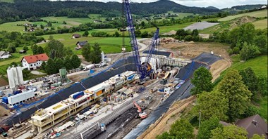 Niemal 300 metrów podziemnej podróży Kingi, Jadwiga w blokach startowych