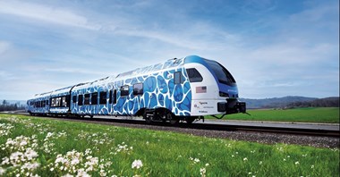 Wodór, baterie, elektryfikacja. Jak zastąpić pociągi spalinowe? 