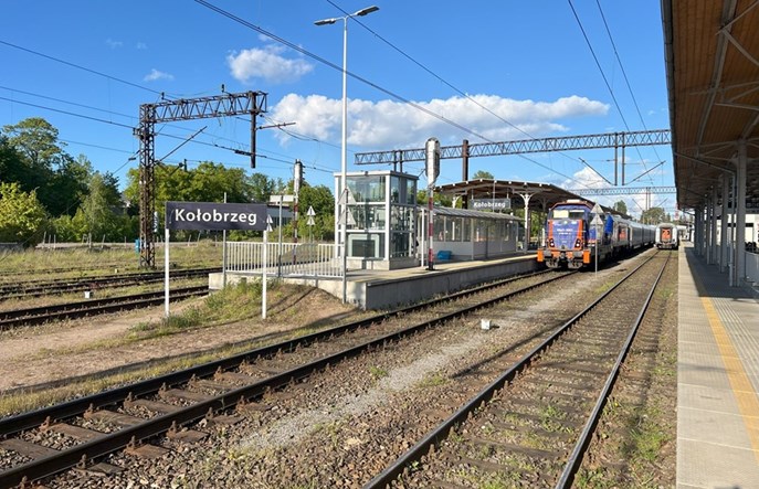 Będą letnie strefy WARS na dworcach kolejowych. Gdzie?