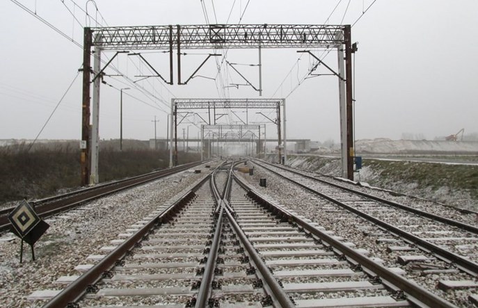 Dwa tygodnie bez pociągów ŁKA do Drzewicy. Potem pojadą szybciej  