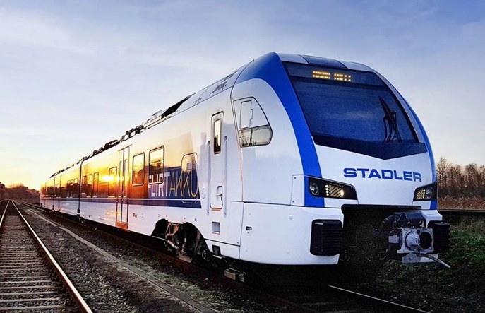 Dwusystemowe składy Stadlera z nowymi napędami z Polski
