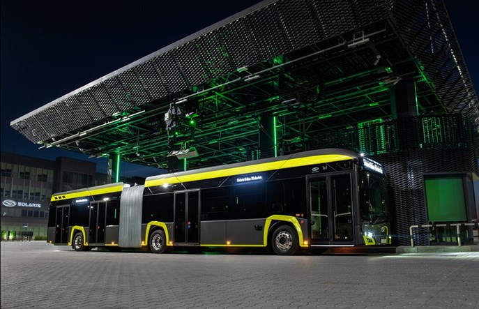 Zawirowania w przetargu na elektryki w Bielsku-Białej. Irizar i Solaris podzielą zamówienie