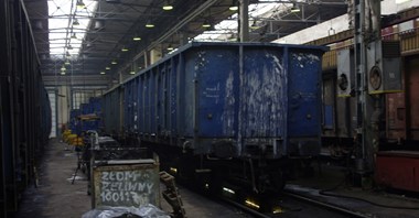 PKP Cargo: Sprzedawane wagony – w tym prawie nowe – tylko na złom! Dlaczego?
