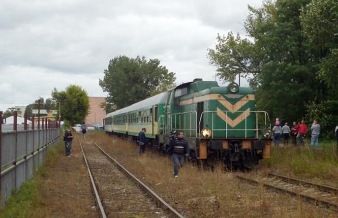 Podlaskie utrzyma pociągi do Ostrołęki po otwarciu linii do Łomży