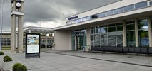 Koluszki: Bardzo szeroki peron na miejscu po wyburzonym dworcu
