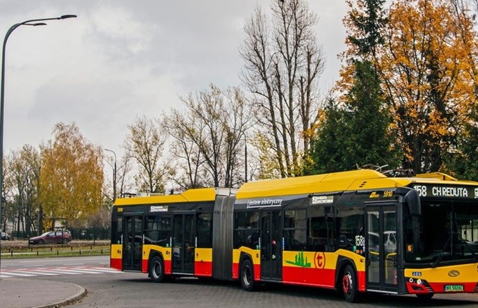 Solaris znów wybrany. Czy Warszawa wreszcie kupi elektryczne przegubowce?