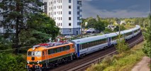 EP08-001 PKP Intercity wróciła na tory w historycznych barwach