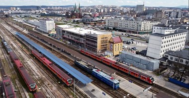 Z Łodzi do Kielc nadal tylko pociągiem regionalnym 