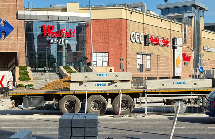 TINES dostarcza prefabrykaty Tramwajom Warszawskim