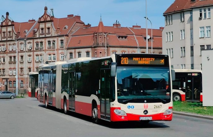 Nowy przetarg w GAiT – czy chodzi o wykup używanych Mercedesów?