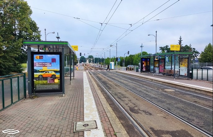 Poznań. Jakdojade pokaże autobusy, tramwaje i przejazdy Uberem