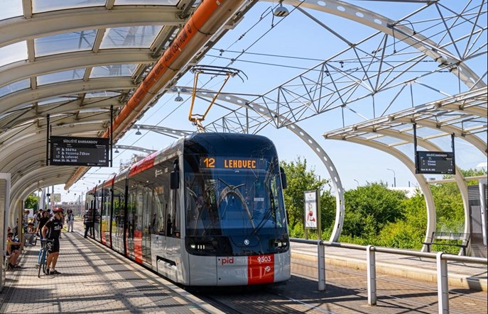 Praga: Nowy tramwaj Škoda 52T zdał test niezawodności
