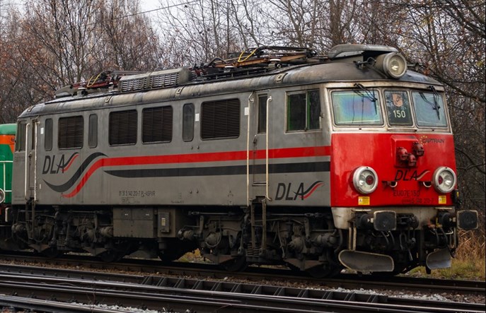 PHU "Aspekt" oferuje lokomotywy i wagony