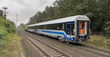 Pierwszy z 300 nowych wagonów FPS już w ruchu [ZDJĘCIA]