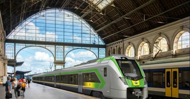 Stadler pokazał nowe wizualizacje Flirtów dla GySEV