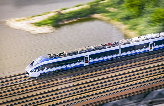 CUPT: 1,5 mld zł na tabor kolejowy i srk