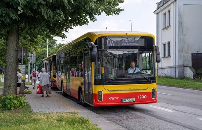 Oferty na obsługę autobusów Solarisa w Kielcach: od 62 do 91 milionów złotych!