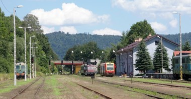PKP Intercity utrzymają dwie pary pociągów do Zagórza na czas modernizacji linii 108 