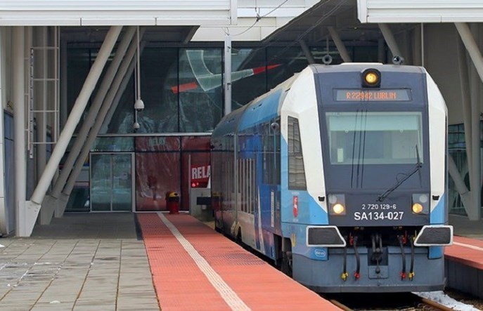 Lubelskie: Niepewne losy łącznicy na lotnisko