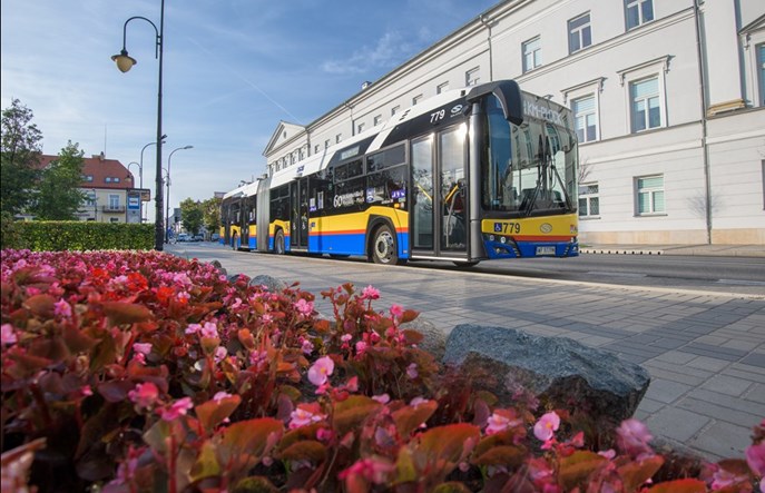 Solaris dostarczy 120 przegubowych autobusów dla Warszawy