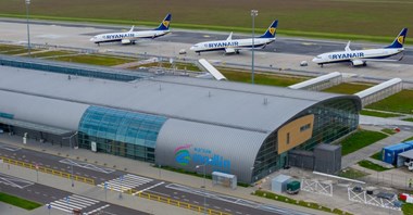 Modlin: Stabilny październik, czyli kolejny spadek ruchu 