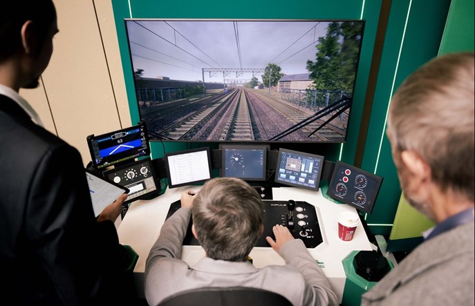 Beroud (PKP), Niemiec (Track Tec), Drozdowski i Kuczewska-Łaska (PKP PLK), Wyżga (wp.pl), Fryczkowski (Alstom) na Kongresie Kolejowym