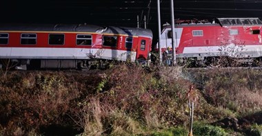 Katastrofa kolejowa na Słowacji. Dwa pociągi na tym samym torze [zdjęcia, wideo]