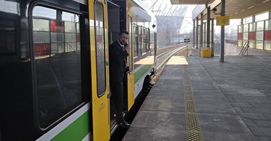 Kolejami Mazowieckimi na mecz Polska – Holandia