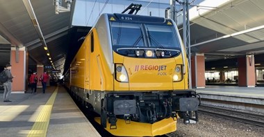RegioJet: Od poniedziałku druga para pociągów Kraków – Warszawa
