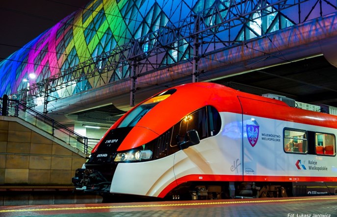 Rekordowy październik w Kolejach Wielkopolskich