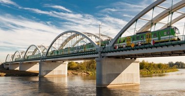 Przyszłość inwestycji kolejowych: Stabilne finansowanie i konieczne zmiany prawne