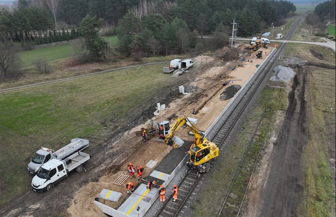 PLK SA odbudowują linię do Łomży