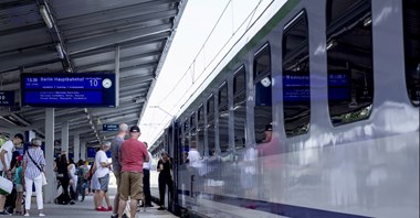 UTK: Przewozy pasażerskie w Polsce rosną szybciej niż średnia europejska