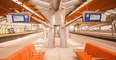 Rewolucja cyfrowa na polskich dworcach. Jak nowe technologie zmieniają obsługę pasażera?