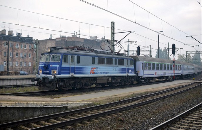 PKP IC jednak utrzymają wagony sypialne z Przemyśla do Świnoujścia 