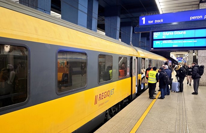 Co wykazały kontrole UTK w RegioJet? Uszkodzone drzwi to nie wszystko